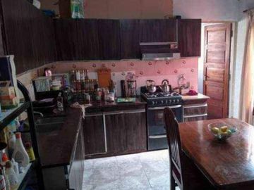 Casa en Hipolito Yrigoyen
