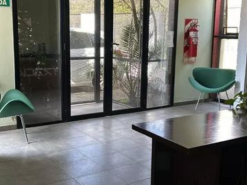 Depósito en venta - 7 Oficinas - Depósito - Baños - 1.147Mts2 - Moreno