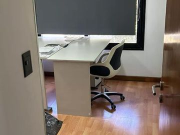Depósito en venta - 7 Oficinas - Depósito - Baños - 1.147Mts2 - Moreno