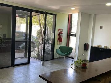 Depósito en venta - 7 Oficinas - Depósito - Baños - 1.147Mts2 - Moreno