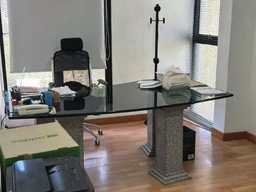 Depósito en venta - 7 Oficinas - Depósito - Baños - 1.147Mts2 - Moreno