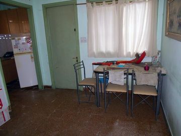 Venta Chalet 4 Amb. en Ramos Mejía - Buen Estado y Ubicación  Con Cochera