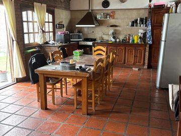 Casa - Burzaco