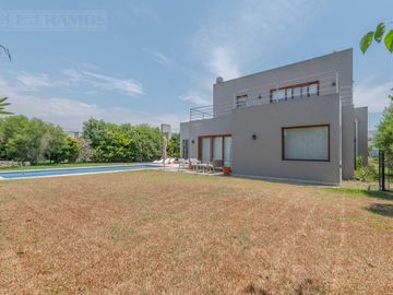 Casa en El Molino Haras Santa Maria club de campo MB