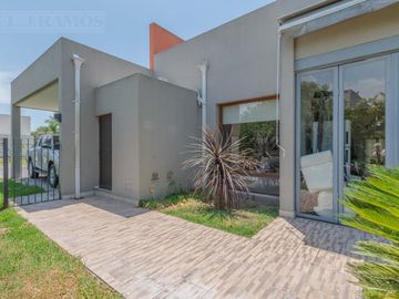 Casa en El Molino Haras Santa Maria club de campo MB