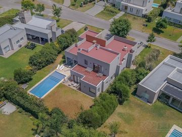Casa en El Molino Haras Santa Maria club de campo MB