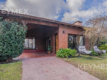 Country Mi Refugio, Casa 5 amb, Quincho c/parrilla y 2 Cocheras