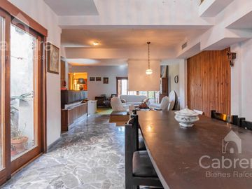 Casa en  venta de 4 dormitorios en La Plata
