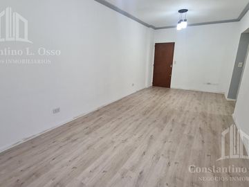 Oportunidad - Departamento  3 ambientes - Piso alto- Remedios De Escalada