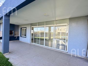 Casa  de 5 amb  en  Venta en Lagos de Canning