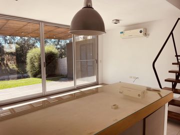Duplex en el Barrio Islas del golf. Complejo La Mansa. Nordelta