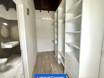 Barrio Los Castaños casa en venta de 3 dormitorios y dependencias. | Nordelta