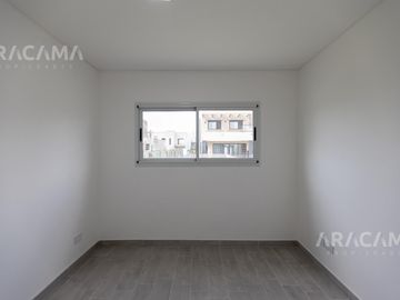 VENTA CASA EN LA ALAMEDA - CANNING