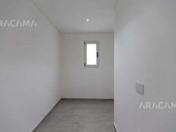 VENTA CASA EN LA ALAMEDA - CANNING