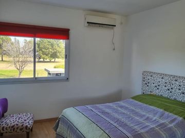Casa en venta - 3 Dormitorios 5 Baños - Cocheras - 930Mts2 - Venado I, Esteban Echeverría