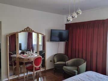 Casa en venta - 3 Dormitorios 5 Baños - Cocheras - 930Mts2 - Venado I, Esteban Echeverría
