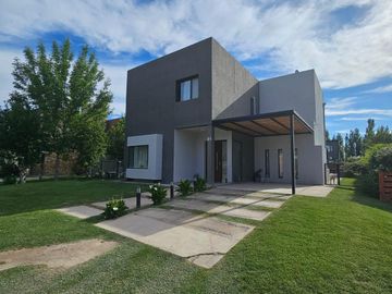 Casa en  Barrio Privado Finca Villa Muluen