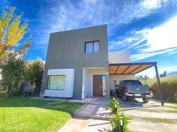 Casa en  Barrio Privado Finca Villa Muluen