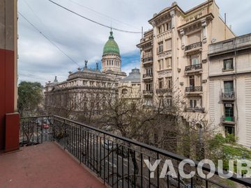PH en venta - 3 Dormitorios 2 Baños - 220Mts2 - Balvanera
