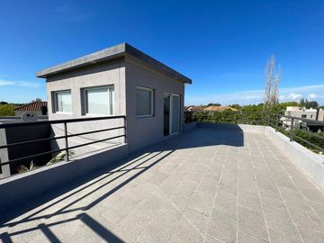 Casa en venta en barrio San Isidro Labrador, Villanueva, Tigre