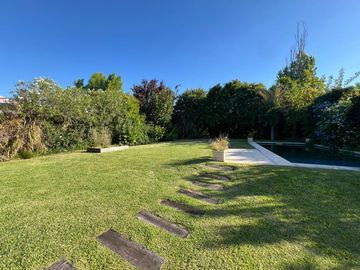 Casa en venta en barrio San Isidro Labrador, Villanueva, Tigre