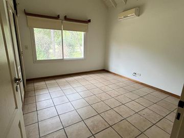 Casa con pileta en Cardales - Jagüel del Monte