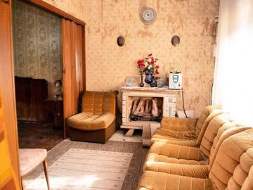 Venta casa de 2 dormitorios APTO CRÉDITO en barrio Sarmiento