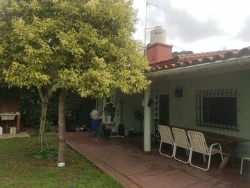 Casa - Luis Guillon