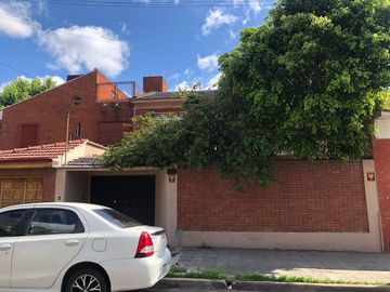 Casa en  Quilmes Oeste