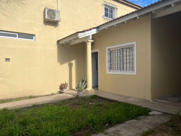 Casa en  VENTA en San Vicente, Excelente ubicacion!! OPORTUNIDAD