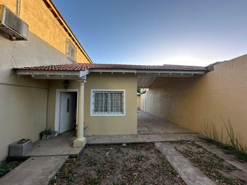 Casa en  VENTA en San Vicente, Excelente ubicacion!! OPORTUNIDAD