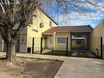 Casa en  VENTA en San Vicente, Excelente ubicacion!! OPORTUNIDAD