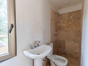 Casa en venta en Highland Park a estrenar por el reconocido arquitecto Pablo Sanchez Elias!!!