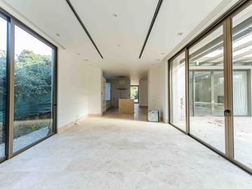 Casa en venta en Highland Park a estrenar por el reconocido arquitecto Pablo Sanchez Elias!!!