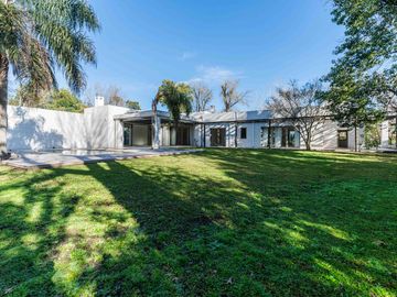 Casa en venta en Highland Park a estrenar por el reconocido arquitecto Pablo Sanchez Elias!!!
