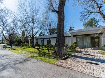 Casa en venta en Highland Park a estrenar por el reconocido arquitecto Pablo Sanchez Elias!!!