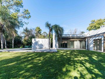 Casa en venta en Highland Park a estrenar por el reconocido arquitecto Pablo Sanchez Elias!!!