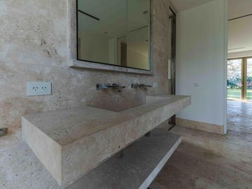 Casa en venta en Highland Park a estrenar por el reconocido arquitecto Pablo Sanchez Elias!!!