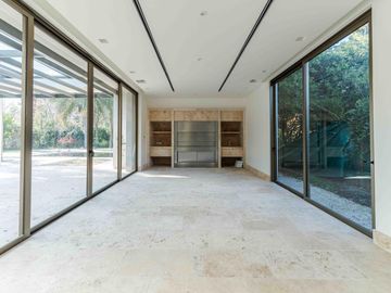 Casa en venta en Highland Park a estrenar por el reconocido arquitecto Pablo Sanchez Elias!!!