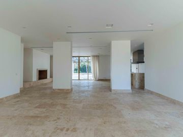 Casa en venta en Highland Park a estrenar por el reconocido arquitecto Pablo Sanchez Elias!!!
