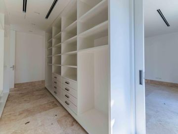 Casa en venta en Highland Park a estrenar por el reconocido arquitecto Pablo Sanchez Elias!!!