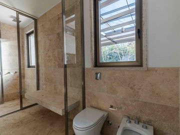 Casa en venta en Highland Park a estrenar por el reconocido arquitecto Pablo Sanchez Elias!!!