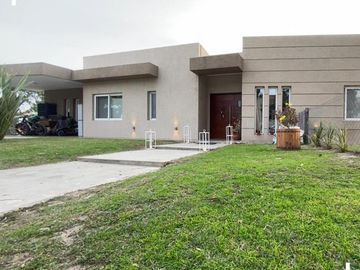 Casa en Venta en Barrio Privado Terralagos , Canning
