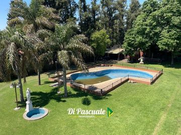 Venta Quinta Ideal Instituciones, Clubes, Centros de Dia con Parque y Pileta - Moreno Norte