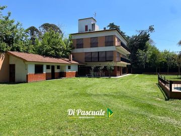 Venta Quinta Ideal Instituciones, Clubes, Centros de Dia con Parque y Pileta - Moreno Norte