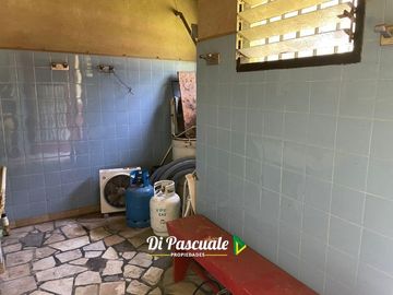 Venta Quinta Ideal Instituciones, Clubes, Centros de Dia con Parque y Pileta - Moreno Norte