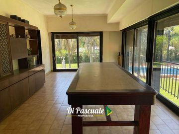 Venta Quinta Ideal Instituciones, Clubes, Centros de Dia con Parque y Pileta - Moreno Norte