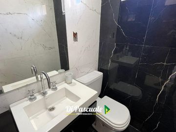 Venta Quinta Ideal Instituciones, Clubes, Centros de Dia con Parque y Pileta - Moreno Norte