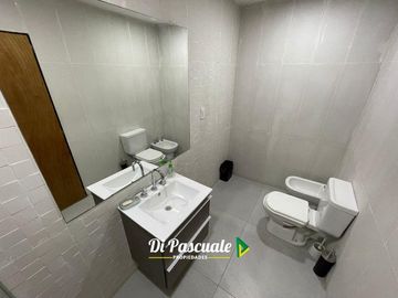 Venta Quinta Ideal Instituciones, Clubes, Centros de Dia con Parque y Pileta - Moreno Norte