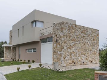 Casa 4 amb Barrio Privado TIERRAS DEL MAR - Mar Del Plata
